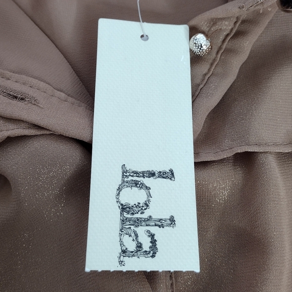 NWT Lola Women's Button Down Blouse - Picture 9 of 14